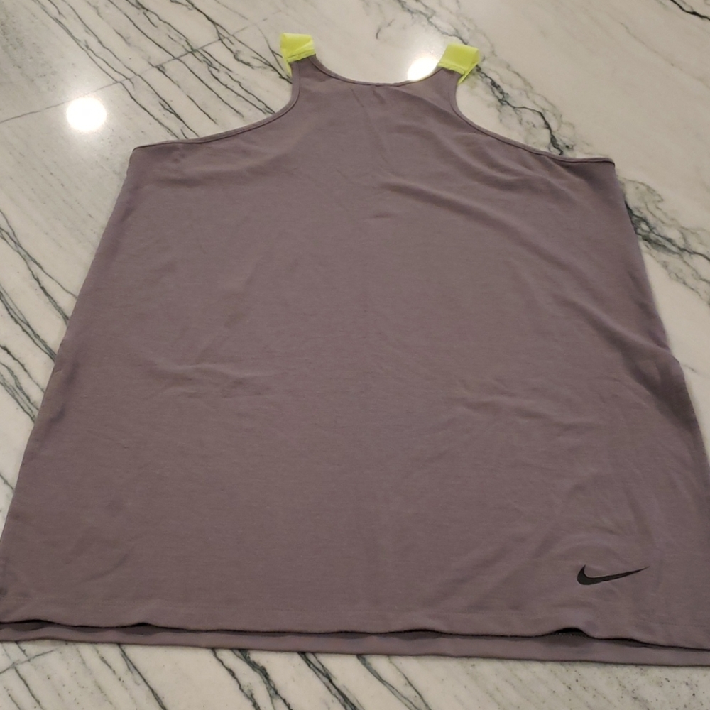 Nike tank